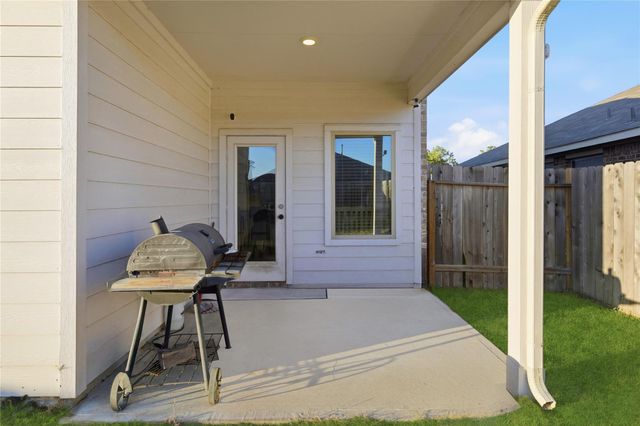 20222 Portbec Drive, New Caney, TX 77357