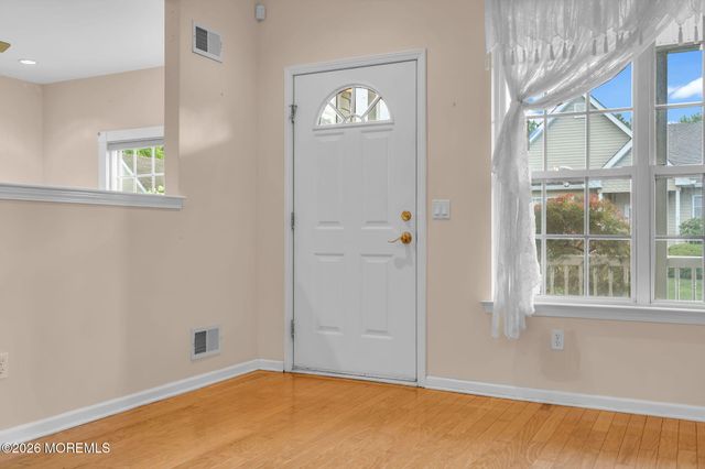 11 Deerchase Lane, Lakewood, NJ 08701
