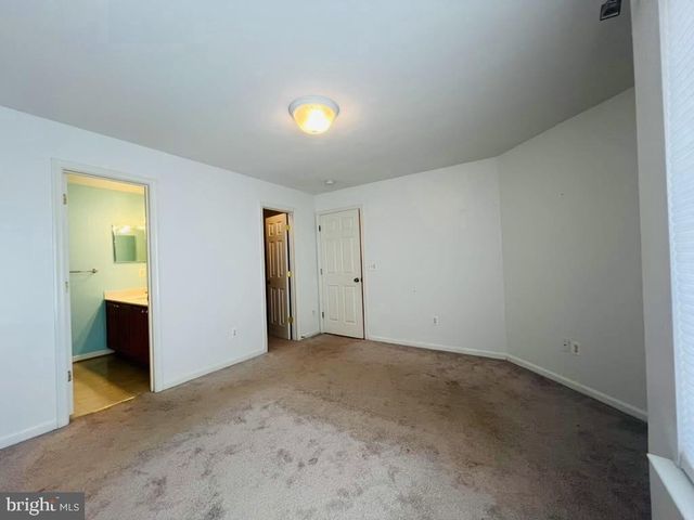 13068 SIDLAW HILLS LN, Bristow, VA 20136