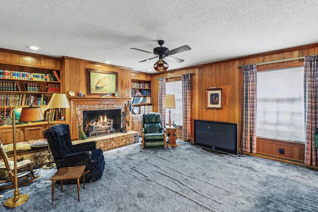 2824 Camden Road, Holly Hill, SC 29059