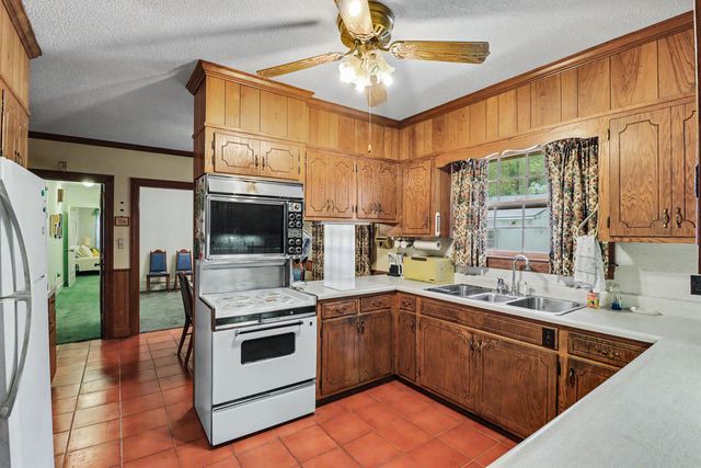 2824 Camden Road, Holly Hill, SC 29059