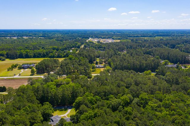 2824 Camden Road, Holly Hill, SC 29059