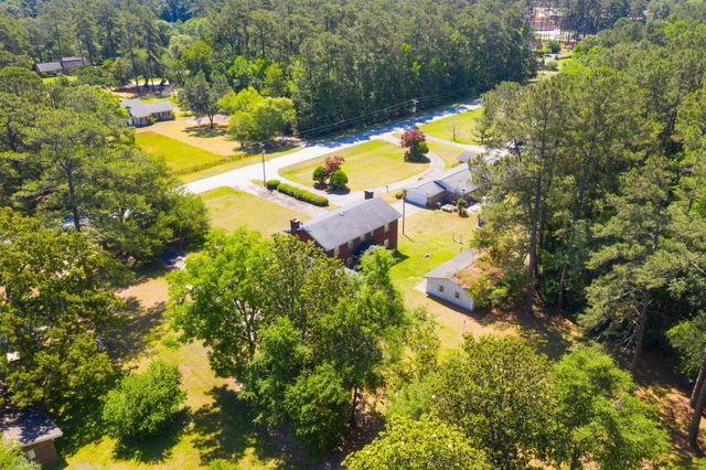 2824 Camden Road, Holly Hill, SC 29059