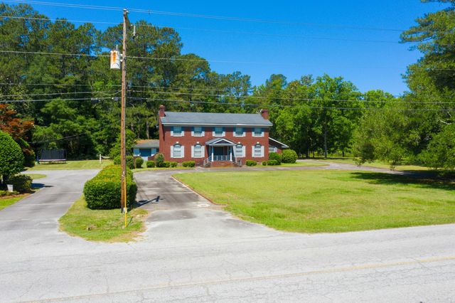 2824 Camden Road, Holly Hill, SC 29059