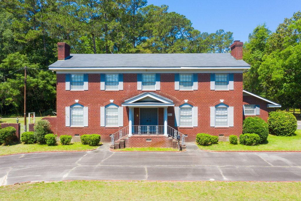 2824 Camden Road, Holly Hill, SC 29059