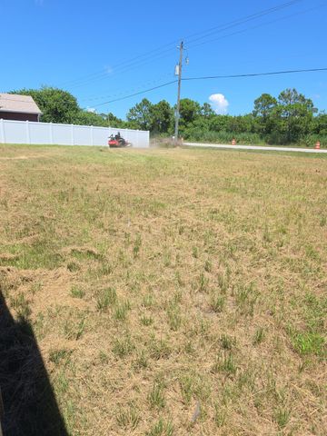 8565 90th Ave, Vero Beach, FL 32967