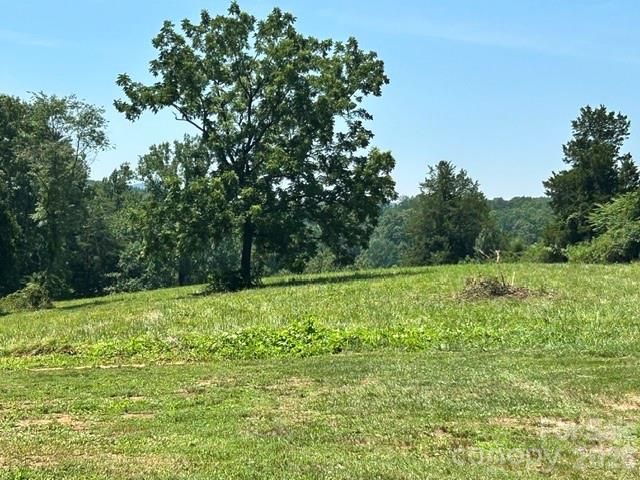 1174 Stacy Hill Road, Marion, NC 28752