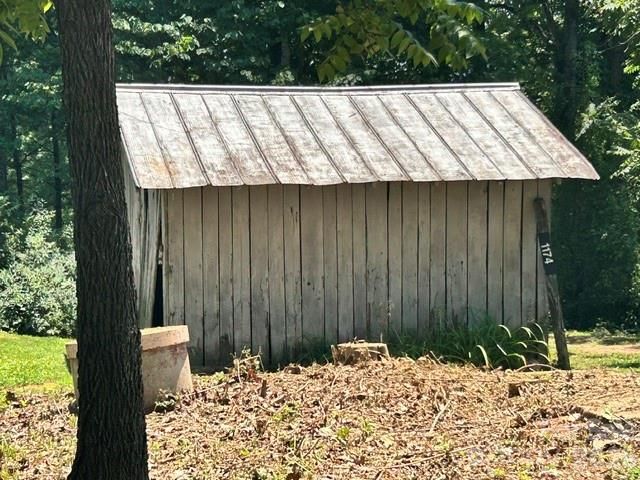 1174 Stacy Hill Road, Marion, NC 28752