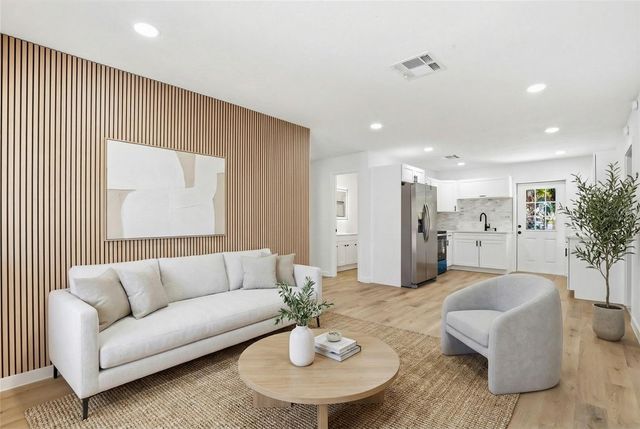 6312 S LANSDALE CIRCLE, Tampa, FL 33616