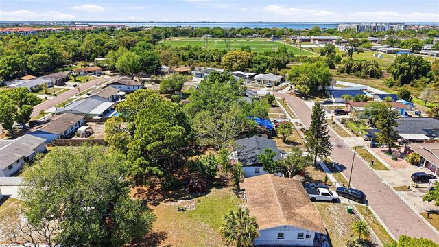 6312 S LANSDALE CIRCLE, Tampa, FL 33616