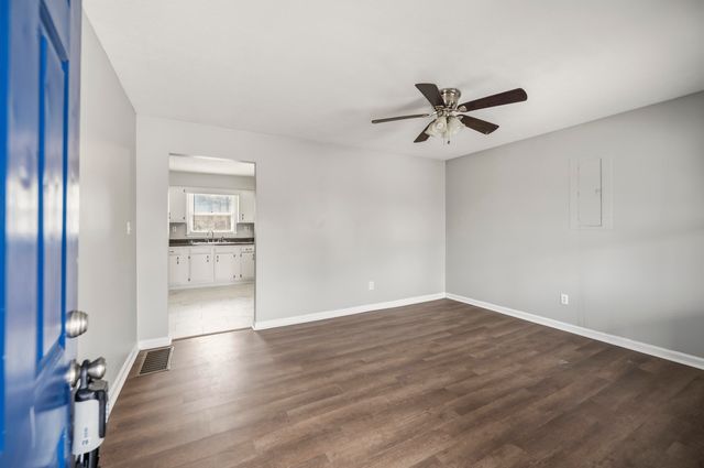 676 Cottonwood Drive, Richmond, KY 40475
