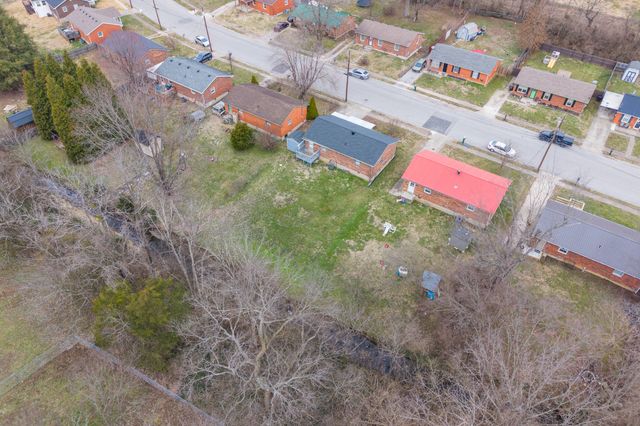 676 Cottonwood Drive, Richmond, KY 40475
