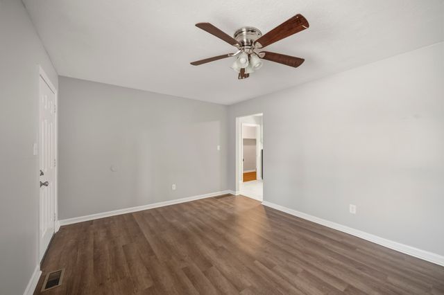 676 Cottonwood Drive, Richmond, KY 40475
