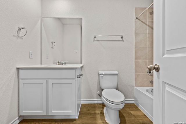 110 Tawny Owl, San Antonio, TX 78253