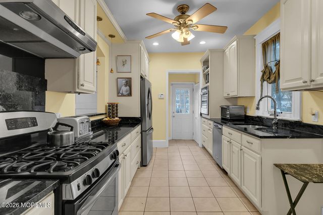 54 Chestnut Street, Red Bank, NJ 07701