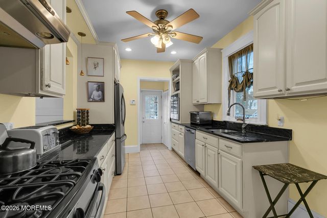 54 Chestnut Street, Red Bank, NJ 07701