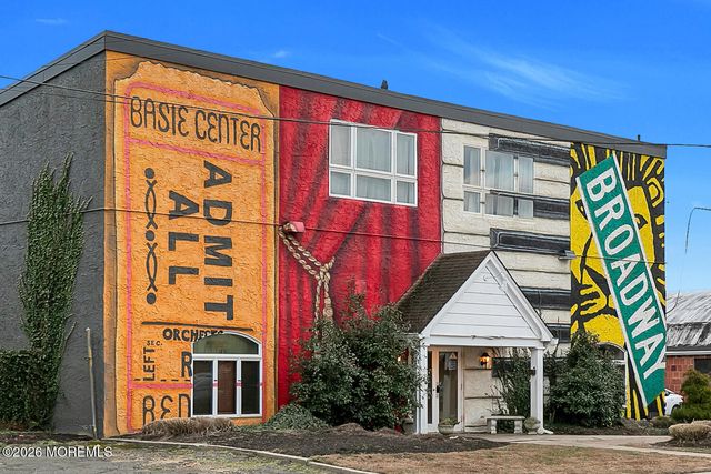 54 Chestnut Street, Red Bank, NJ 07701