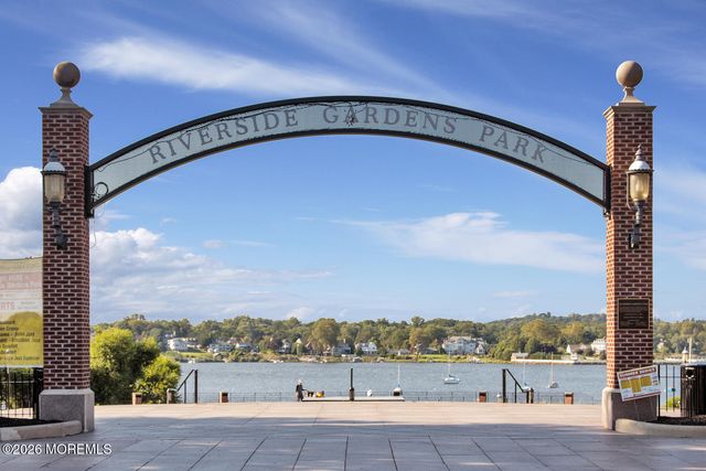 54 Chestnut Street, Red Bank, NJ 07701