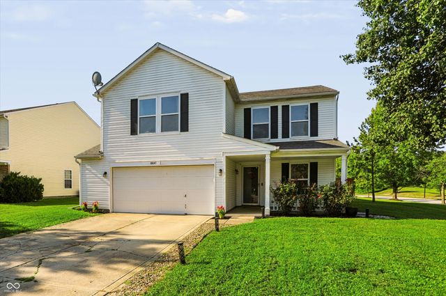8647 Blooming Grove Drive, Camby, IN 46113