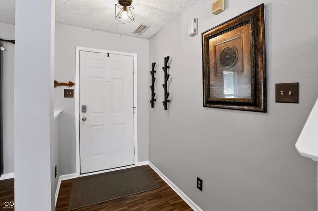 8647 Blooming Grove Drive, Camby, IN 46113