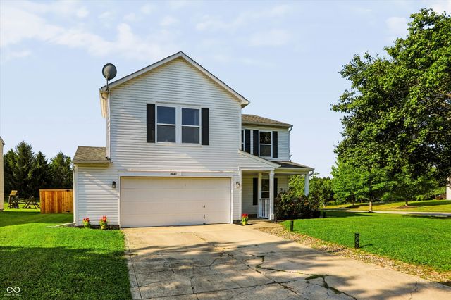 8647 Blooming Grove Drive, Camby, IN 46113