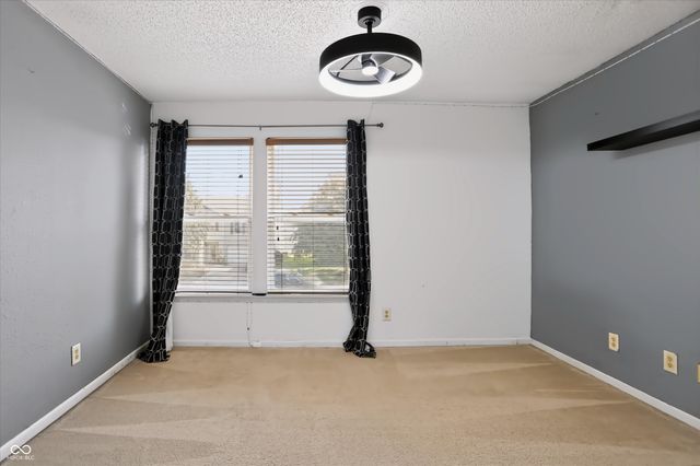 8647 Blooming Grove Drive, Camby, IN 46113