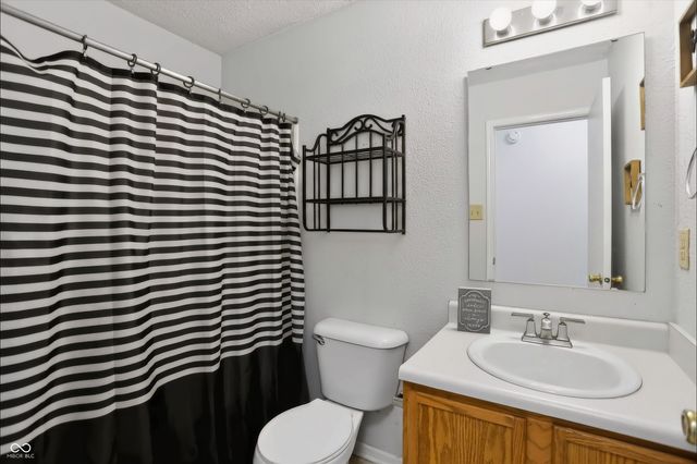 8647 Blooming Grove Drive, Camby, IN 46113