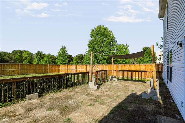 8647 Blooming Grove Drive, Camby, IN 46113