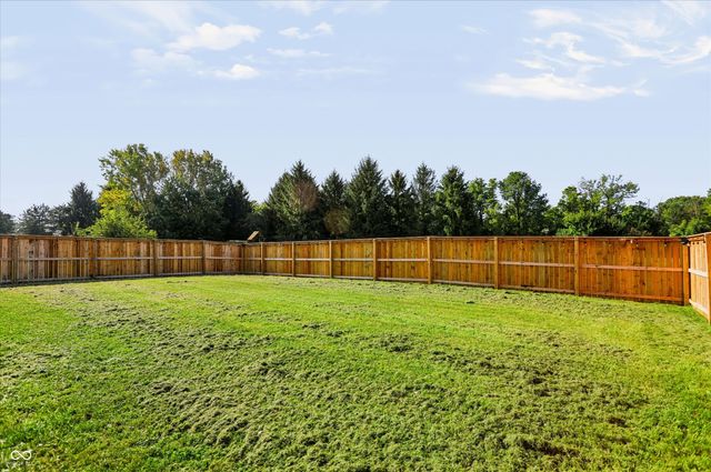 8647 Blooming Grove Drive, Camby, IN 46113