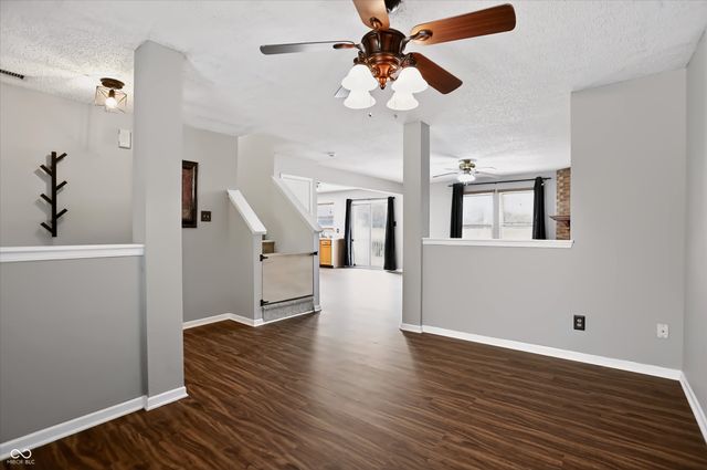 8647 Blooming Grove Drive, Camby, IN 46113