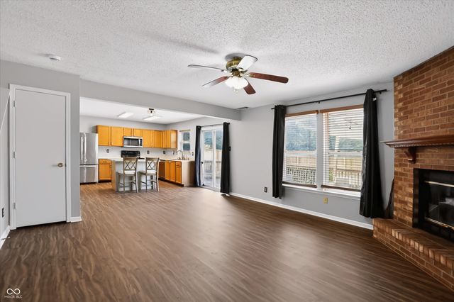 8647 Blooming Grove Drive, Camby, IN 46113
