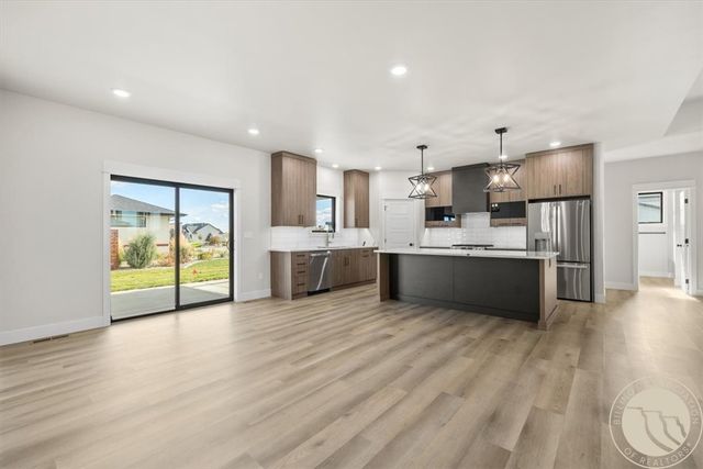 1321 Bandon Dunes WAY, Billings, MT 59106