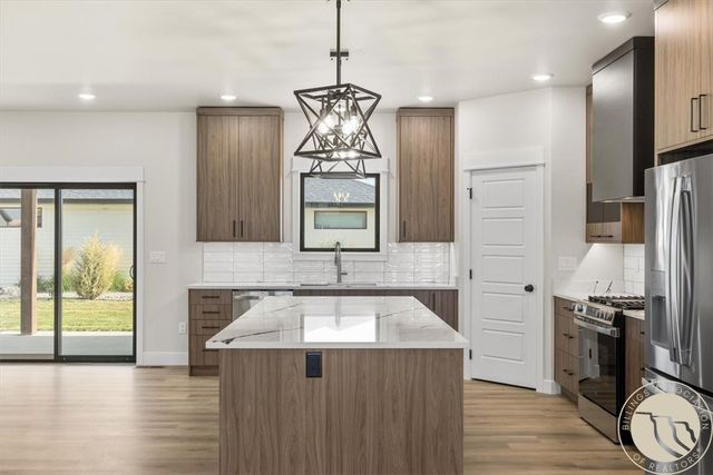 1321 Bandon Dunes WAY, Billings, MT 59106