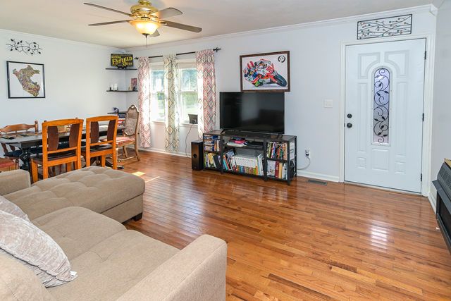 25 Mandy Ln, Fayetteville, TN 37334