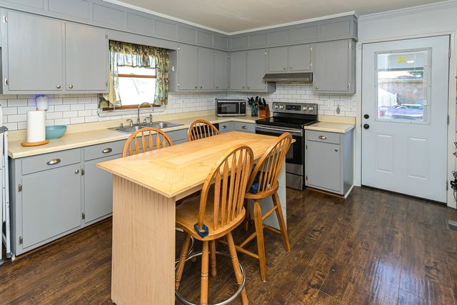 25 Mandy Ln, Fayetteville, TN 37334
