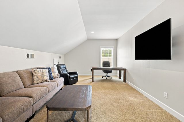 9502 Coronet Ln, Brentwood, TN 37027