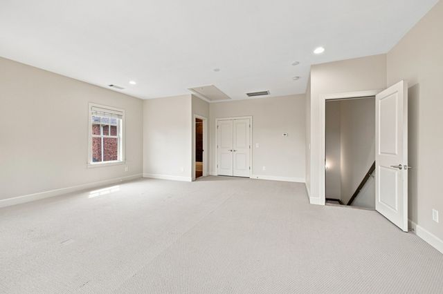 9502 Coronet Ln, Brentwood, TN 37027