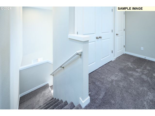 10572 Se HERITAGE Rd 308, Happy Valley, OR 97086