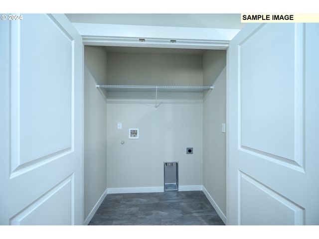 10572 Se HERITAGE Rd 308, Happy Valley, OR 97086