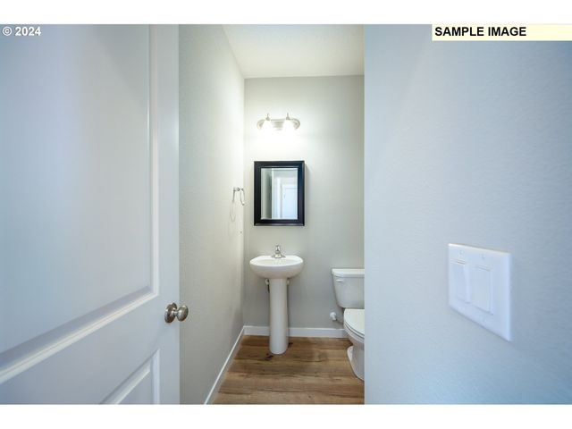 10572 Se HERITAGE Rd 308, Happy Valley, OR 97086