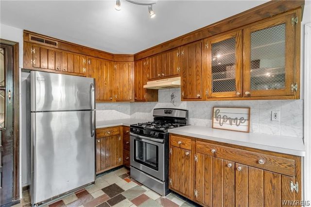 232 Highland Drive, Amherst, NY 14221
