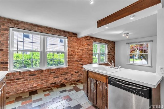 232 Highland Drive, Amherst, NY 14221