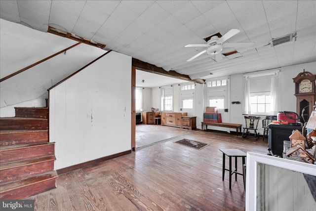 854 CENTERVILLE RD, Lancaster, PA 17601