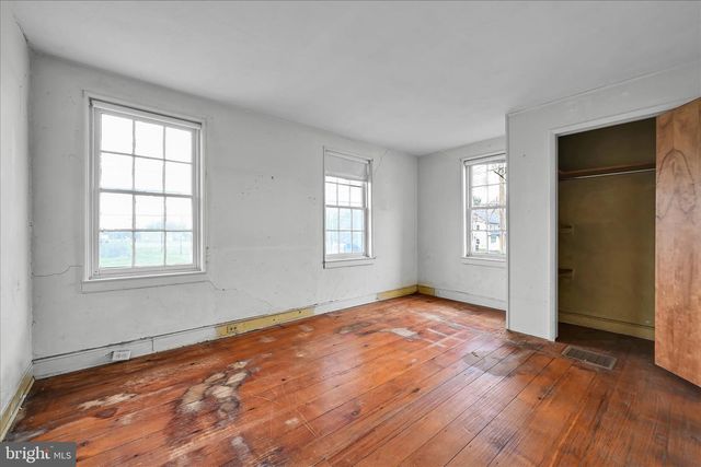854 CENTERVILLE RD, Lancaster, PA 17601
