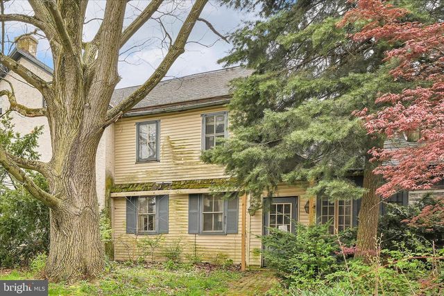 854 CENTERVILLE RD, Lancaster, PA 17601