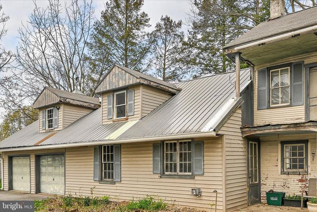 854 CENTERVILLE RD, Lancaster, PA 17601