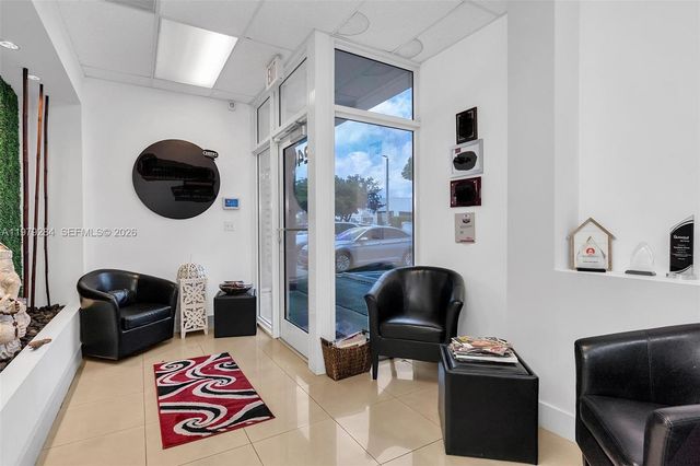 2400 NW 87th Pl 1, Doral, FL 33172