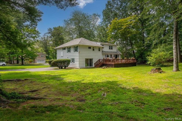 27 Meadowlark Road, Rye Brook, NY 10573