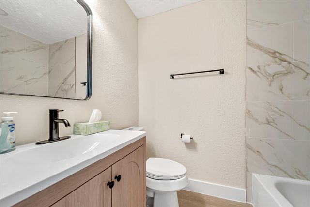 12514 Frazier River Drive, Houston, TX 77050