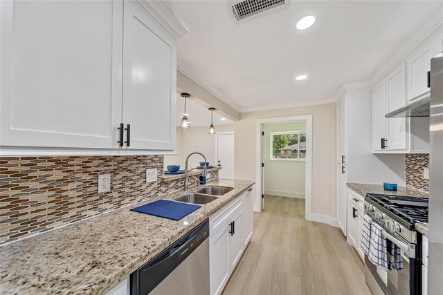 12514 Frazier River Drive, Houston, TX 77050